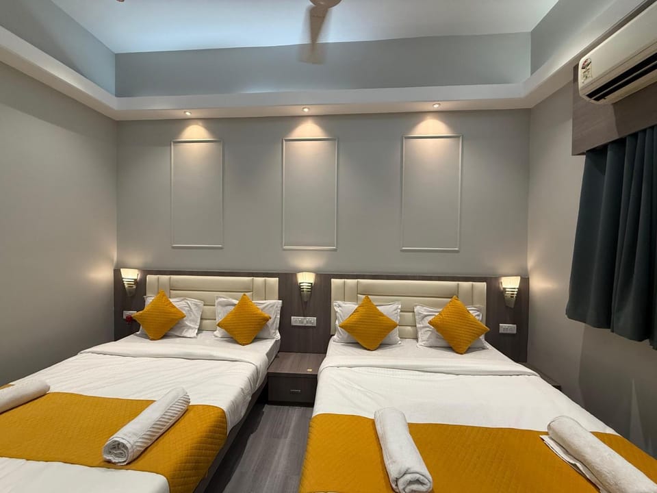 Bed, Bedroom, air conditioner, air conditioner