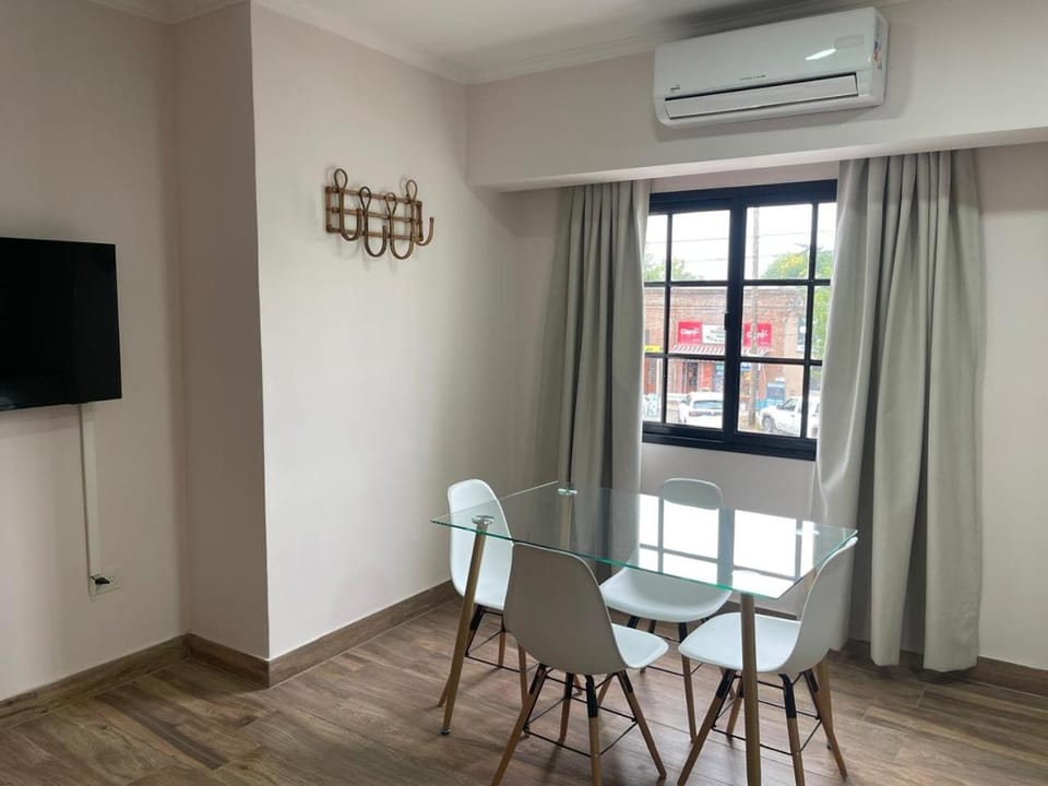 Dining area, kitchen
