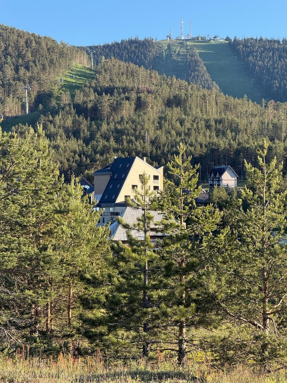 Property building, Day, Natural landscape, Mountain view