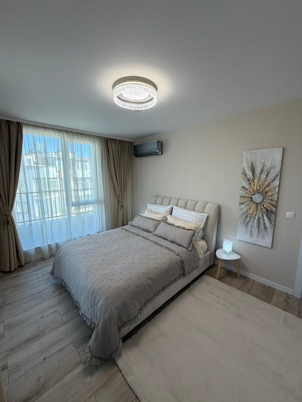 Bed, Bedroom, air conditioner