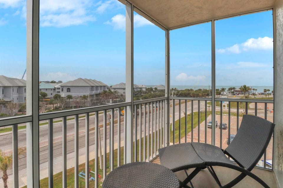 Beach & Tennis 5507 House in Bonita Springs