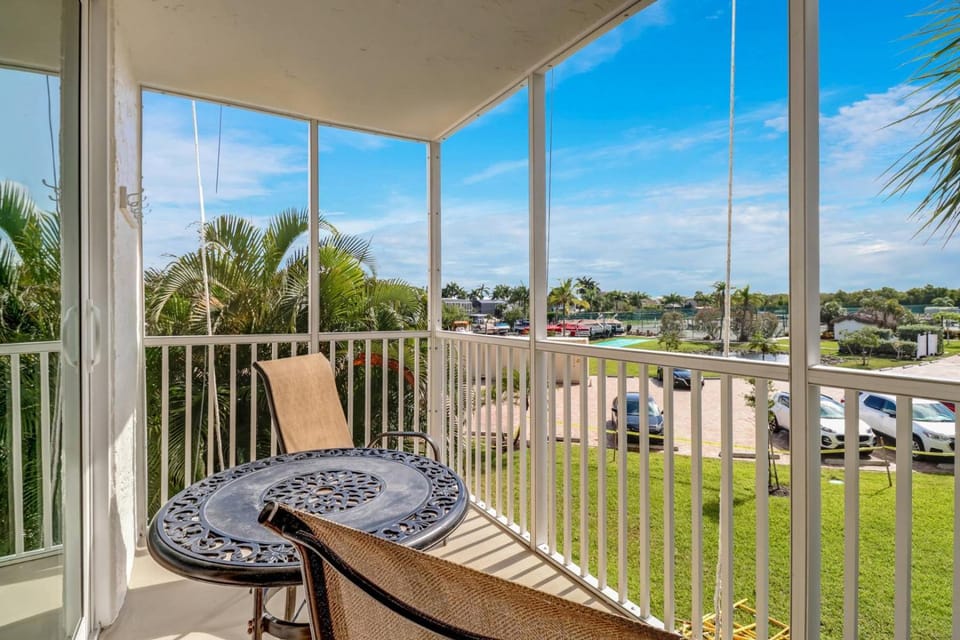 Beach & Tennis 2202 House in Bonita Springs