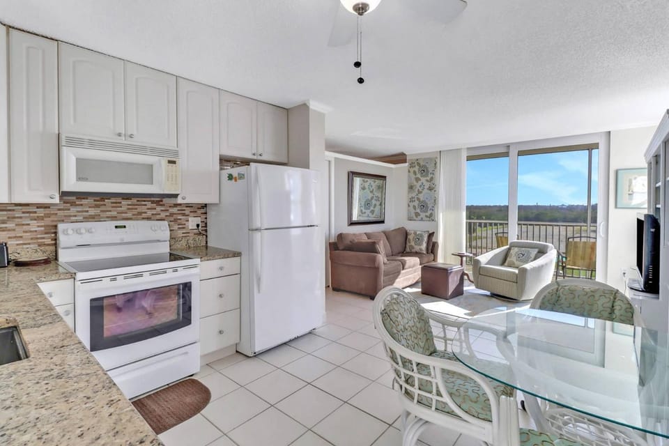 Beach & Tennis 1501 House in Bonita Springs