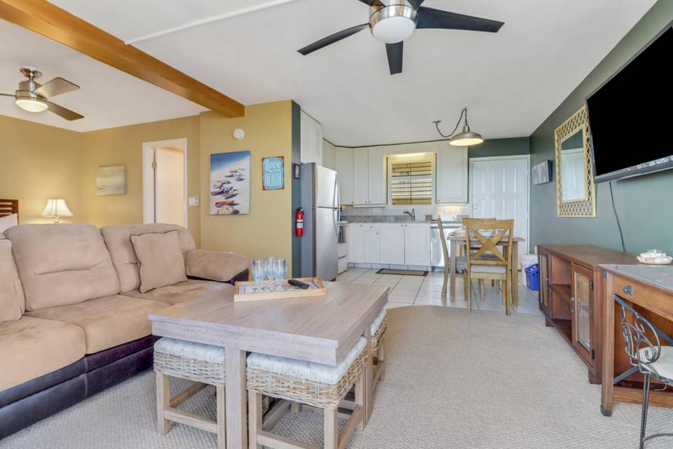 Beach & Tennis 1802 House in Bonita Springs