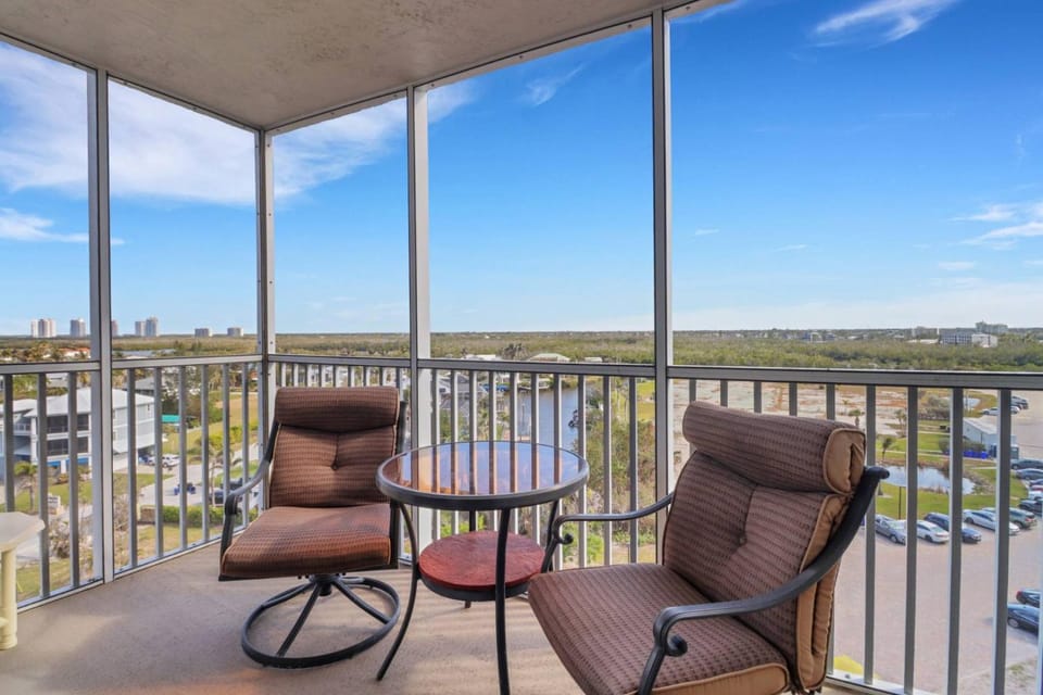 Beach & Tennis 1802 House in Bonita Springs