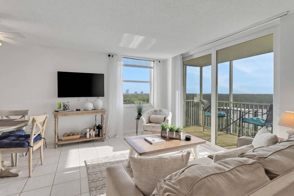 Beach & Tennis 5602 House in Bonita Springs