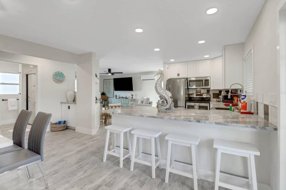 195 Jefferson St House in Estero Island