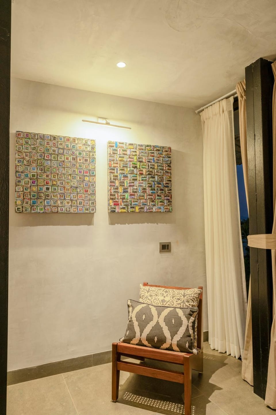 Living room, Seating area, Bedroom