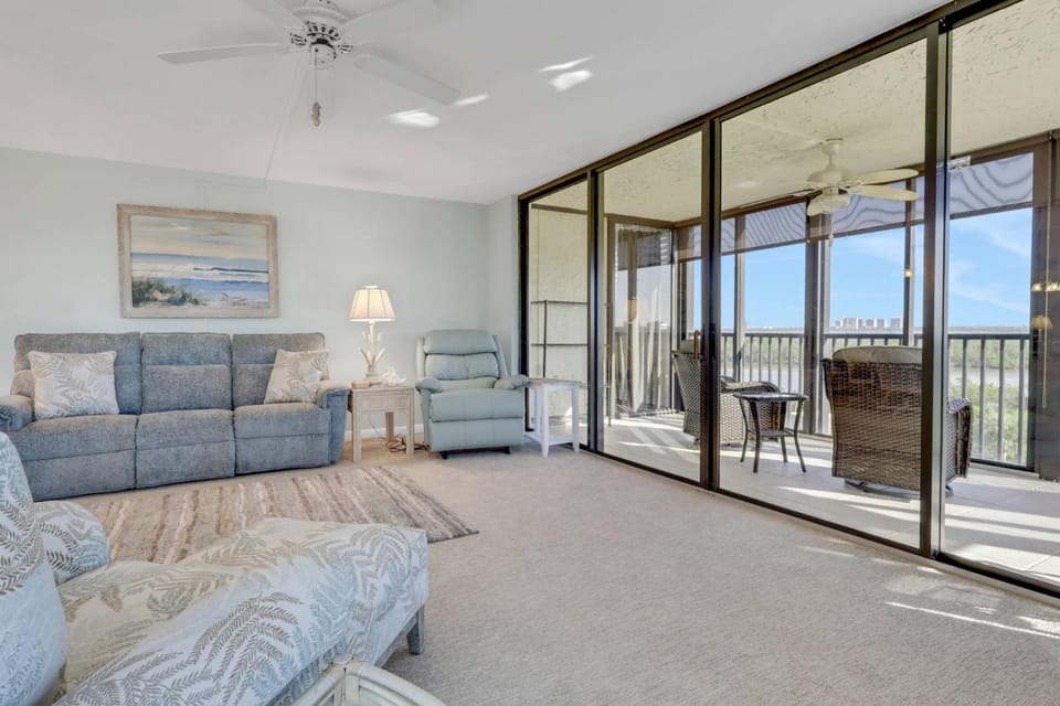 26171 Hickory Blvd 5B House in Bonita Springs