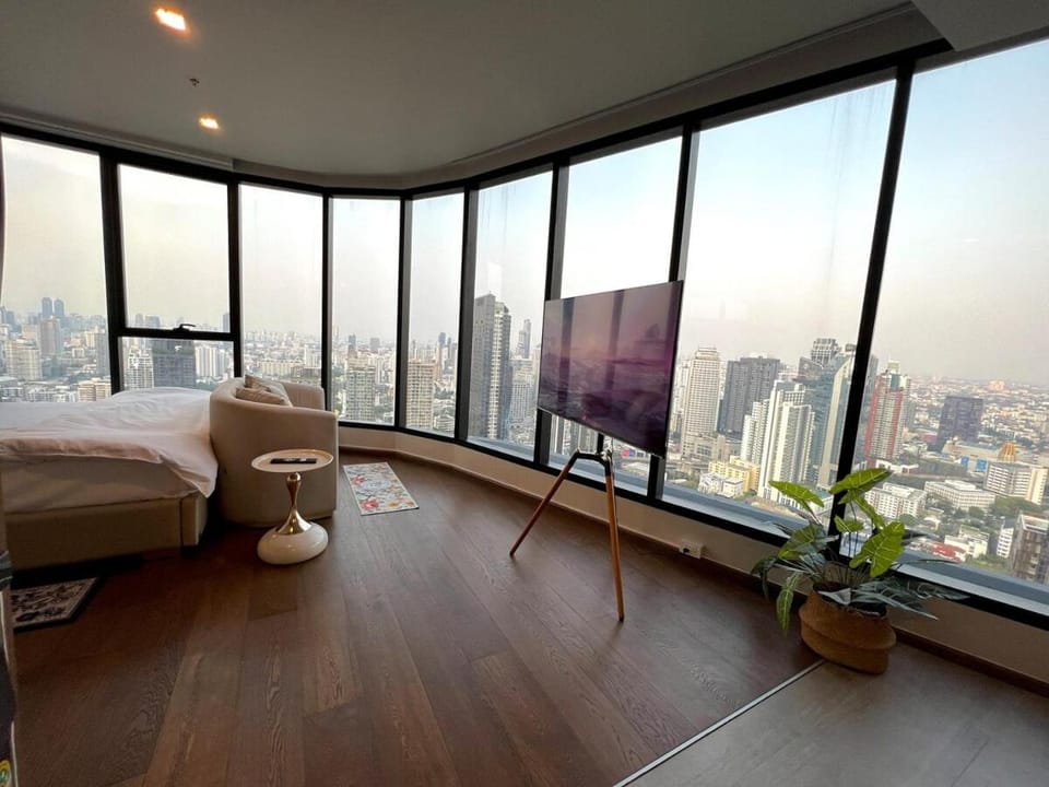 43F Skyline View BTS Thonglor Apartment in Bangkok