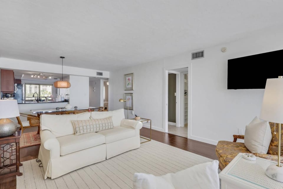 Islands End #202 House in Estero Island