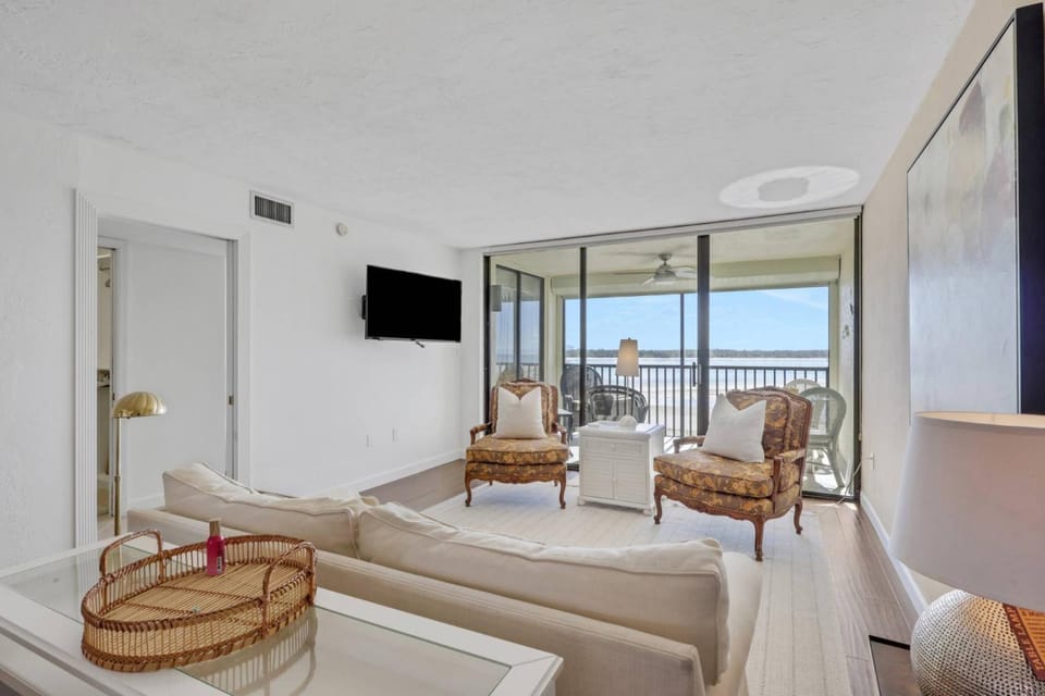 Islands End #202 House in Estero Island
