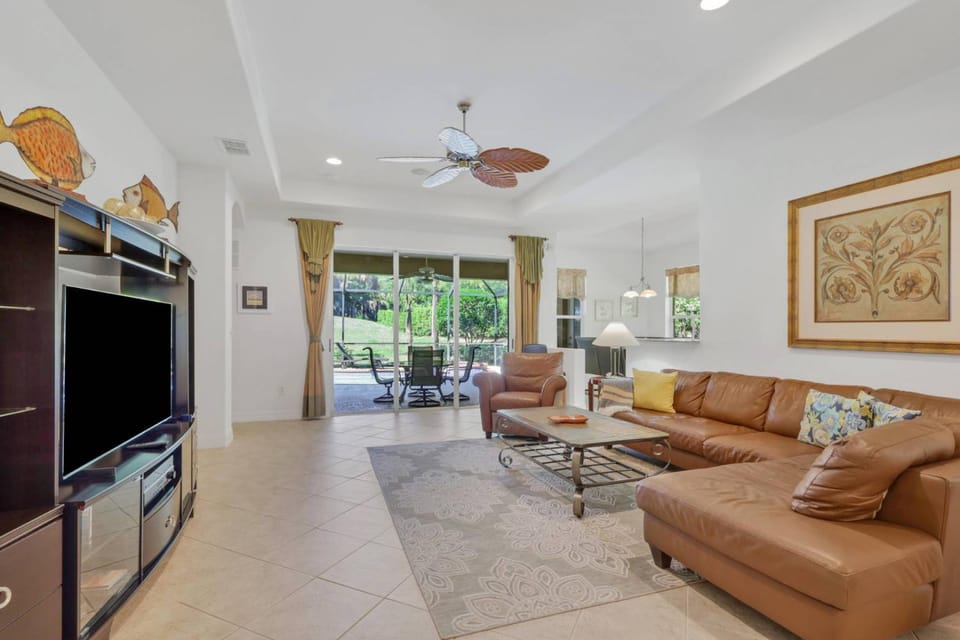 10368 Porto Romano Dr House in Lee County