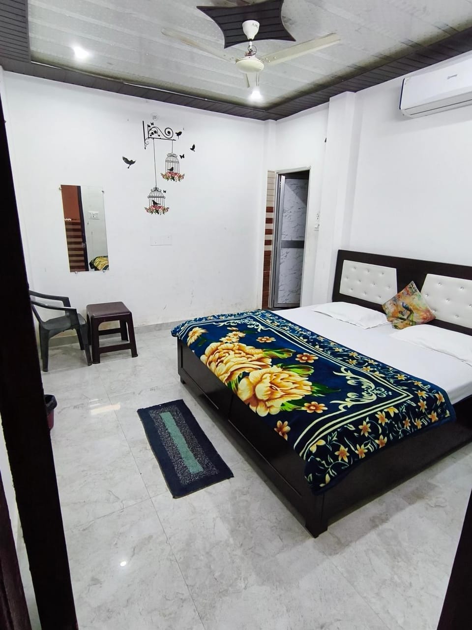 Sumitra nandan home stay Bed and Breakfast in Uttar Pradesh