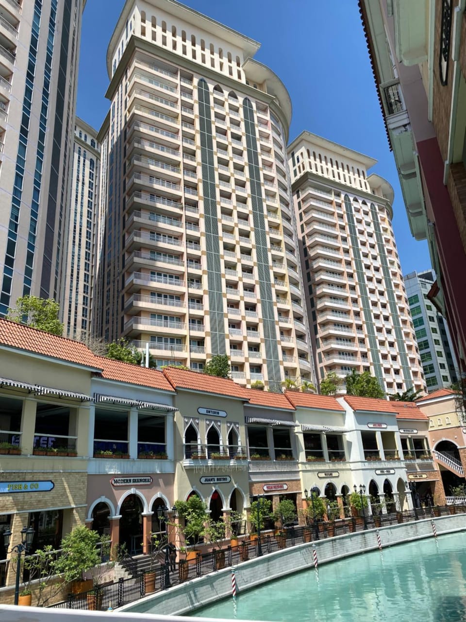 Property building, City view