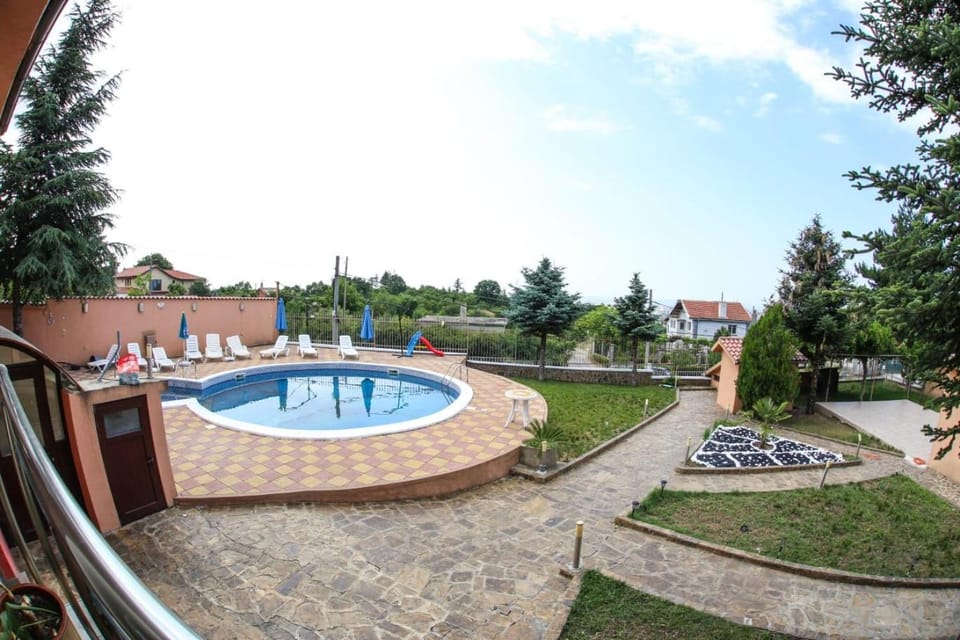 Къща за Гости Family Time RelaxEndSpa Bed and Breakfast in Jambol, Bulgaria