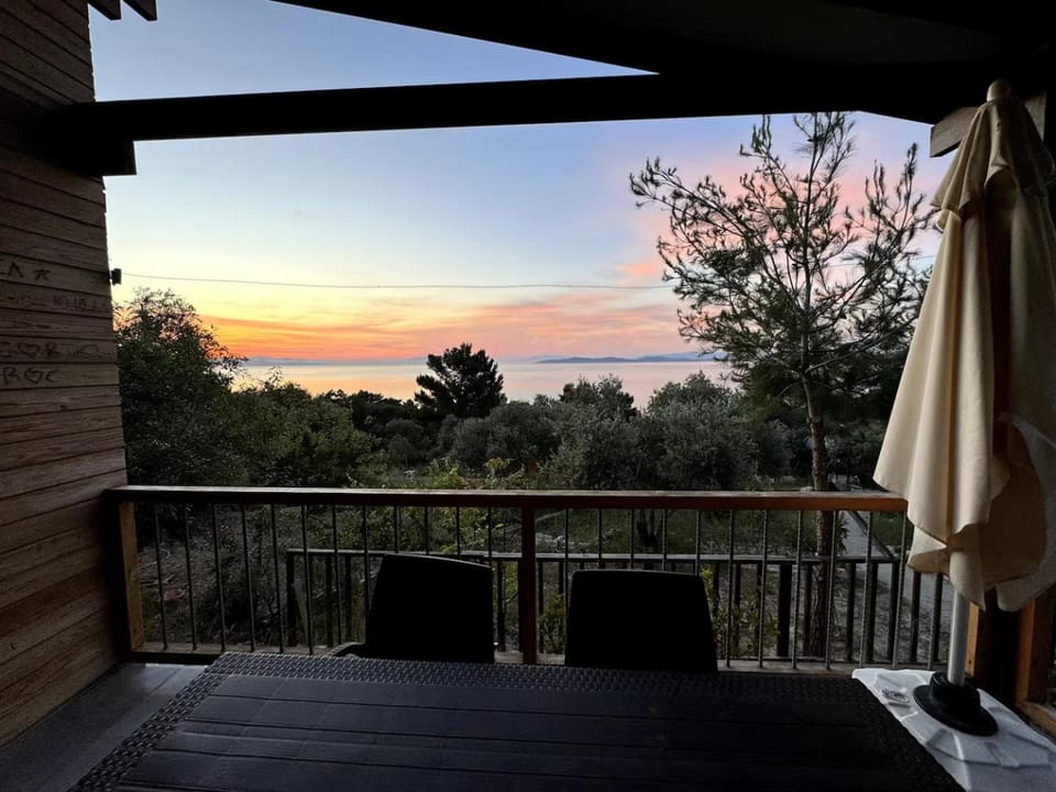 House with sea view three minutes from the sea House in İzmir Province