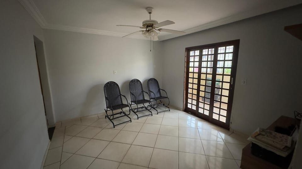 Casa grande para até 12 pessoas - Moto GP House in Goiania