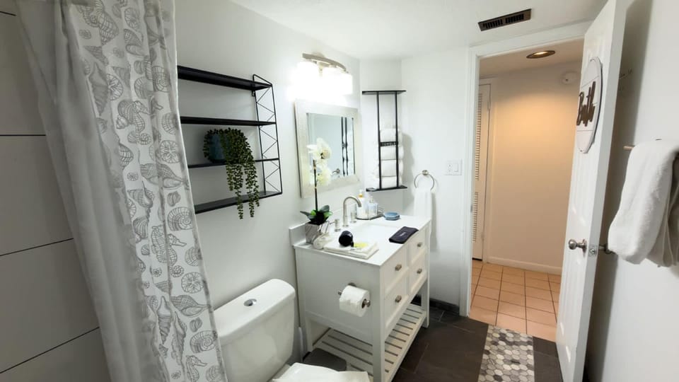 Bathroom, Bath