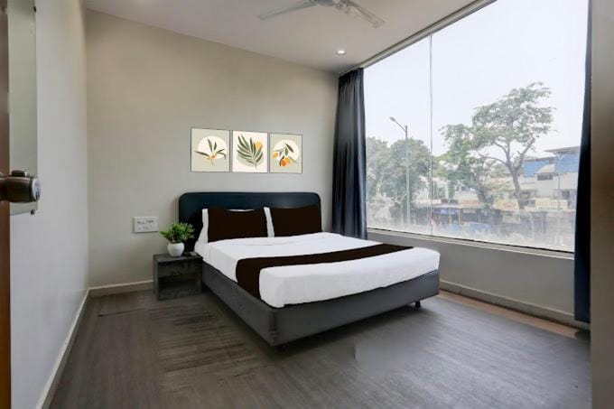 hotel spark Apartment in Gujarat