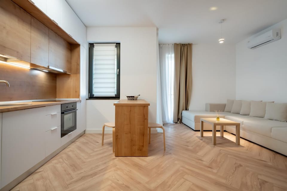 MyPlace Residence 1BR Free Parking Apartment in Bucharest