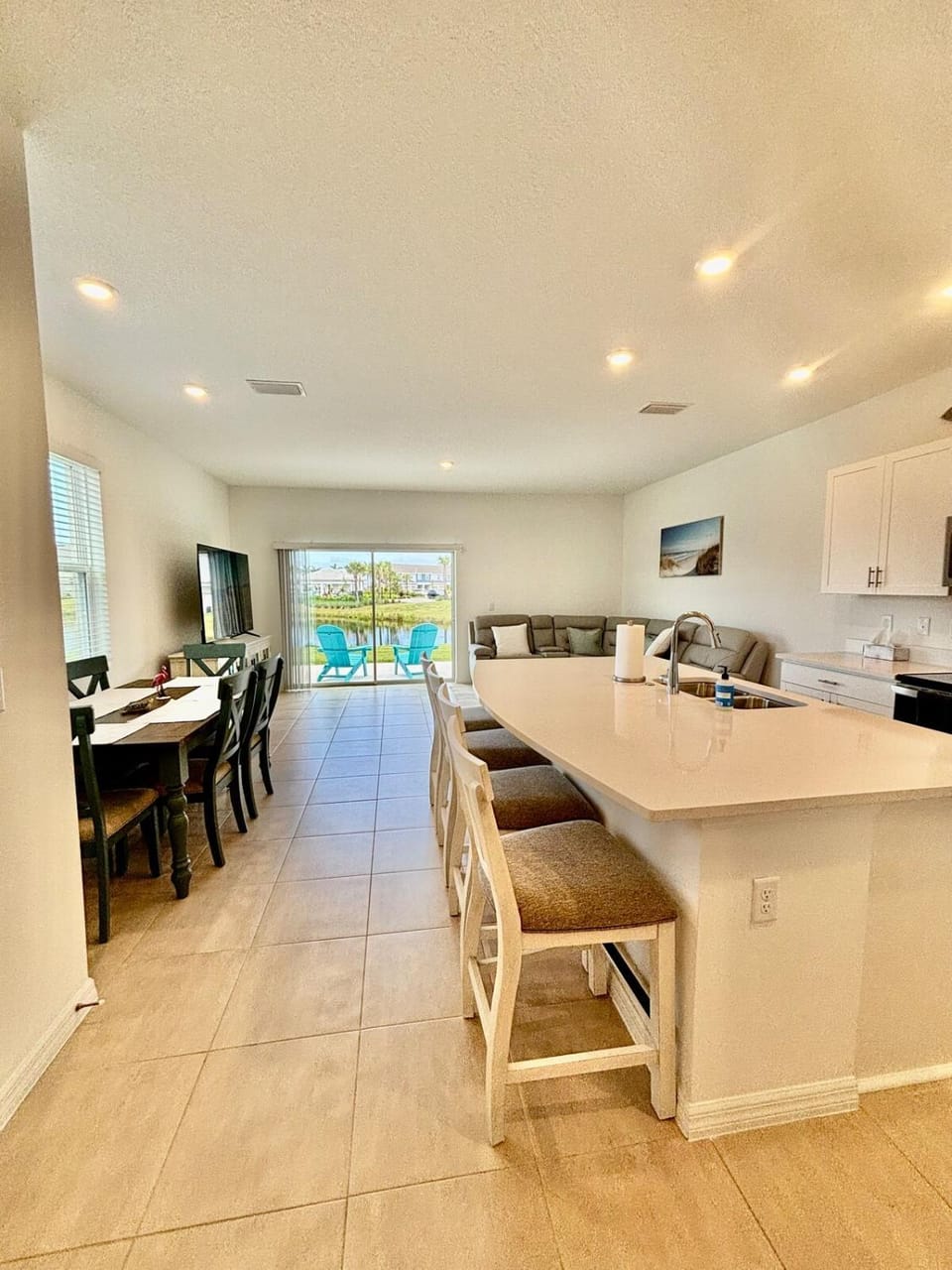 Nokomis Escape! Close to Beach, Relaxation & Eats Apartment in Venice