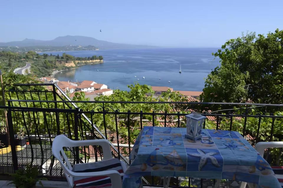 Panoramic Seaview Apartments - Koroni Apartment in Messenia