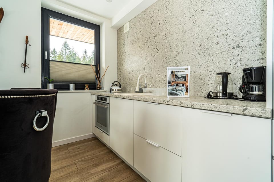 Coffee/tea facilities, Kitchen or kitchenette