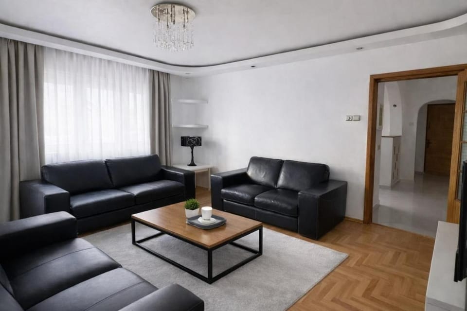 Modern Apartament Unirii Area Apartment in Bucharest