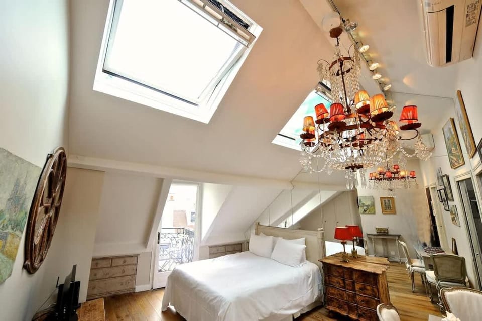 A Duplex In The Sky - AC Apartment in Paris