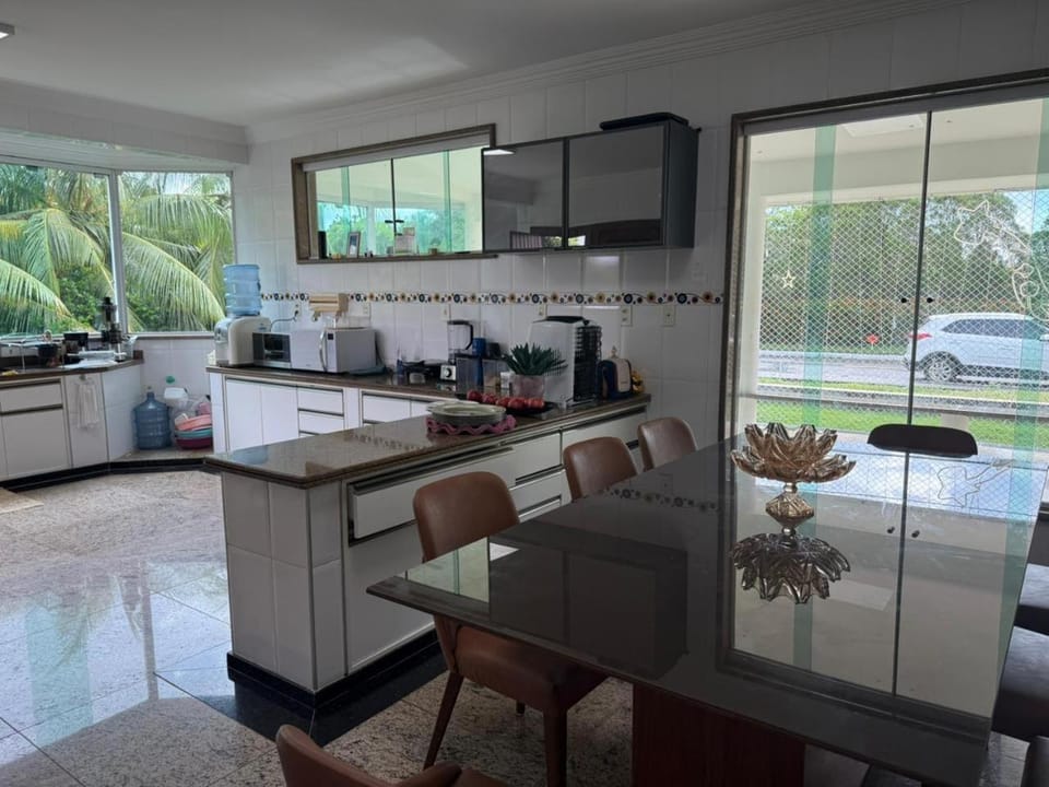 Casa 3 suítes, Piscina e Quadra em Condomínio Alto Padrão House in Lauro de Freitas