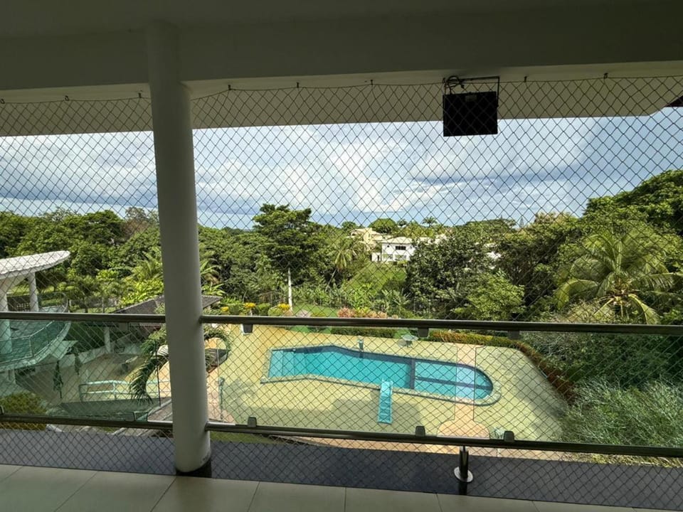 Casa 3 suítes, Piscina e Quadra em Condomínio Alto Padrão House in Lauro de Freitas