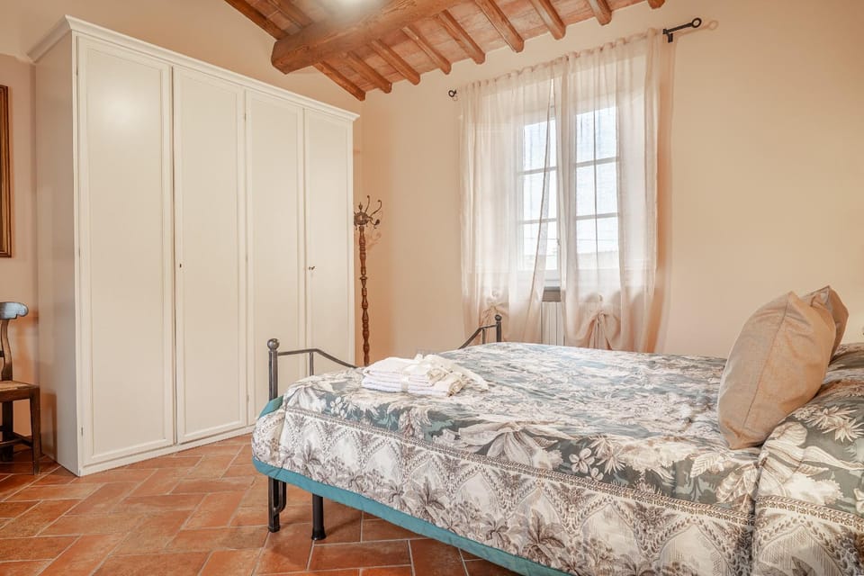 Property building, Living room, Bedroom