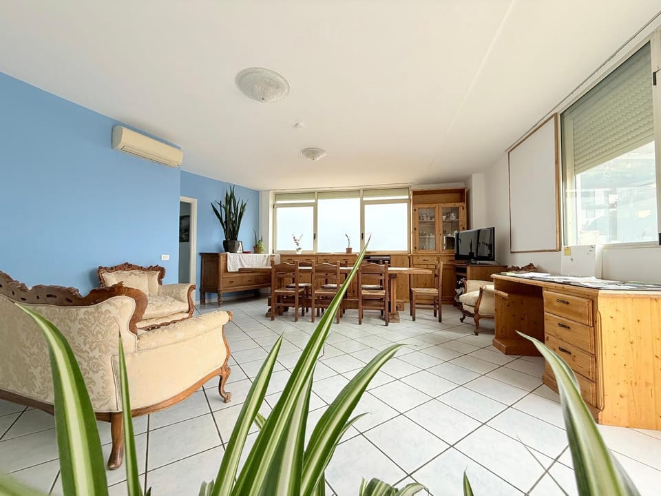 P087 - Porto Recanati, esclusivo attico con terrazza panoramica Apartment in Porto Recanati