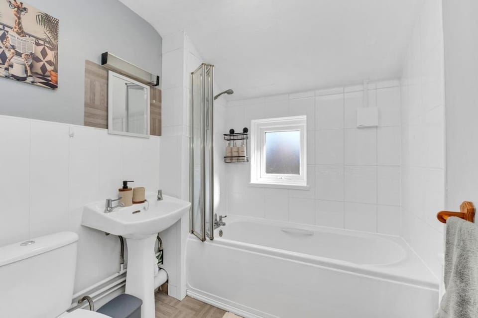 Cosy Family House in Diss with Parking House in Mid Suffolk District