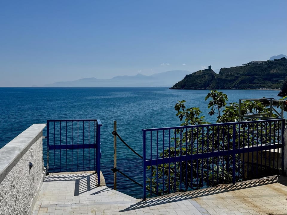 Day, Natural landscape, View (from property/room), Balcony/Terrace, Beach, Beach, Mountain view, Sea view