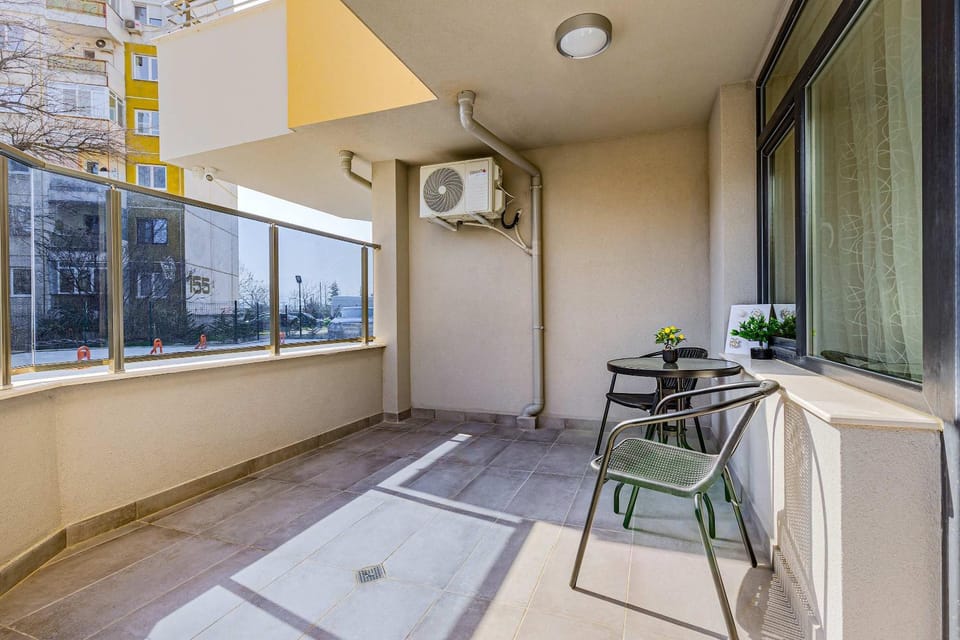Bright and modern 1BDR in Plovdiv by Flat Manаger Apartment in Plovdiv