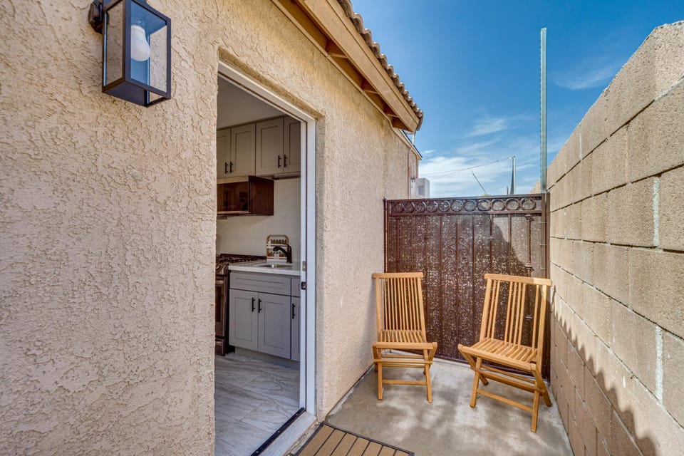 Cozy Coachella Valley Home! Golf, Shop + Dine House in La Quinta