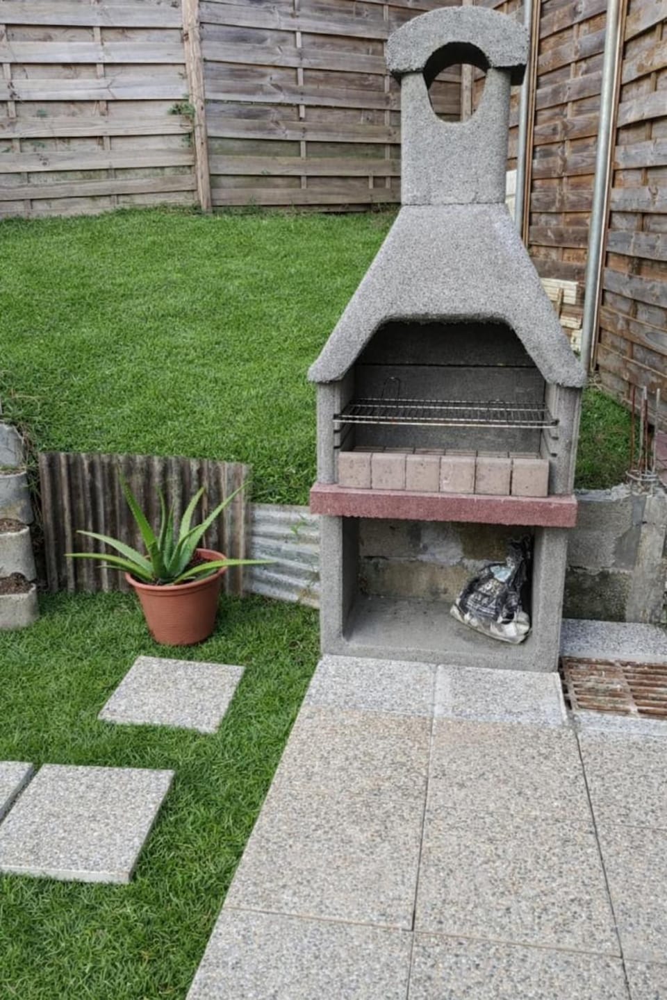 BBQ facilities, Garden