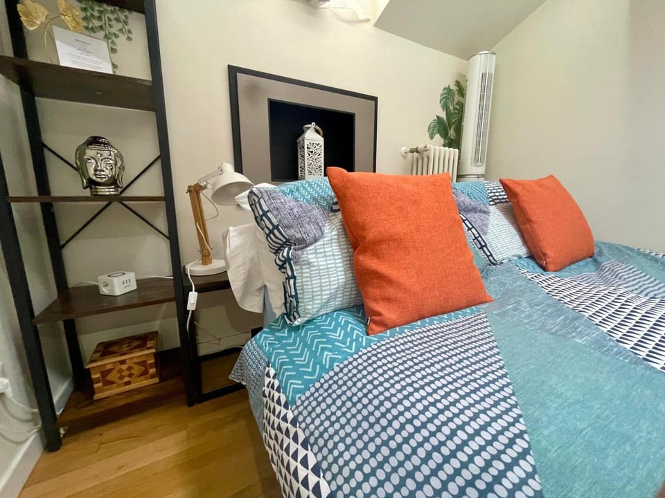 Bed, Bedroom