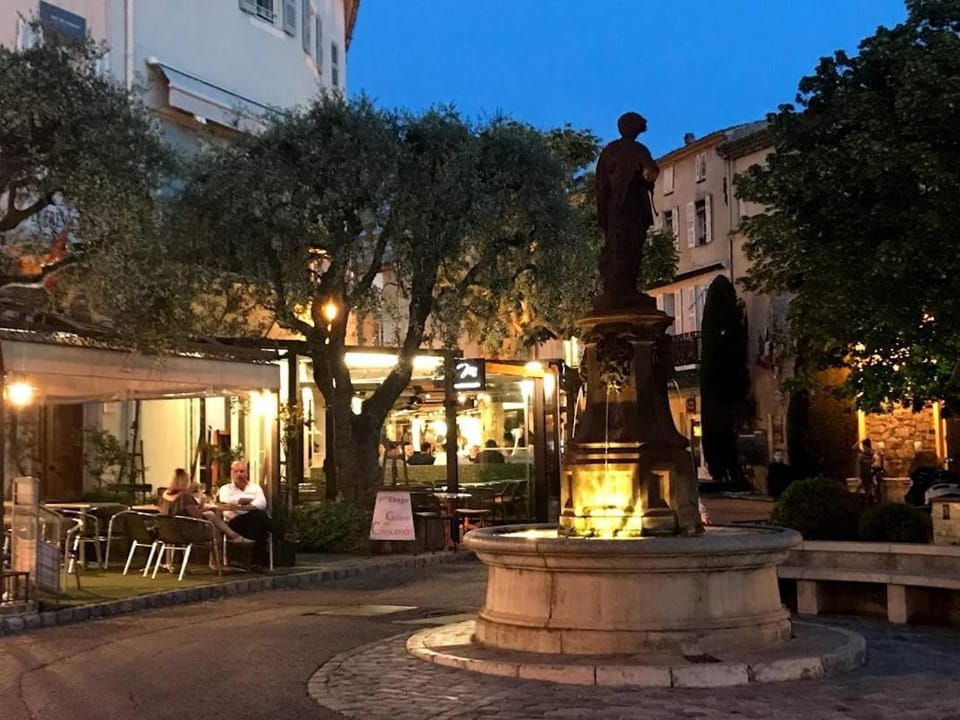 Town house in Old Village Mougins House in Mouans-Sartoux