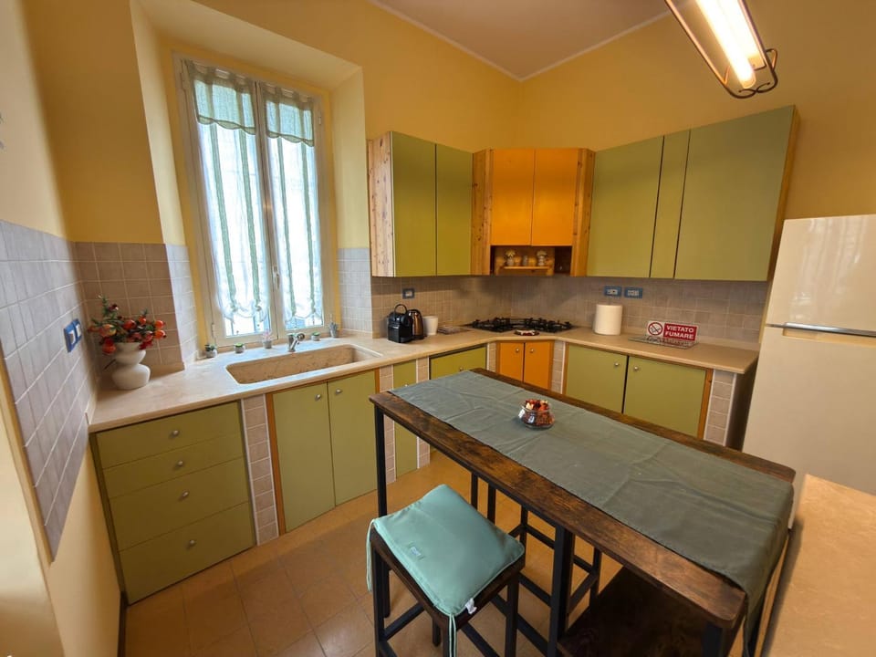 Il "Nido di Achille" in Centro - 2 piani di privacy e massimo comfort! Apartment in Terni