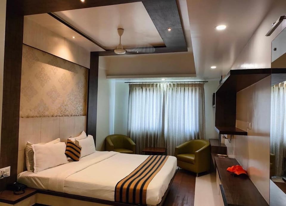 Hotel Sepoy Grande Hotel in Mysuru