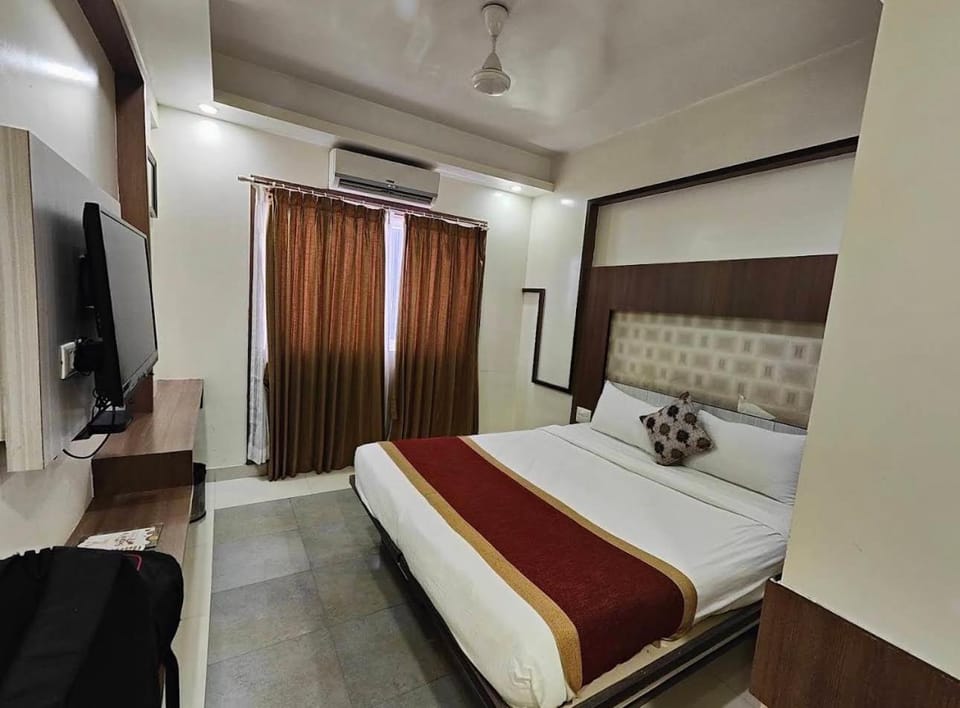 Hotel Sepoy Grande Hotel in Mysuru