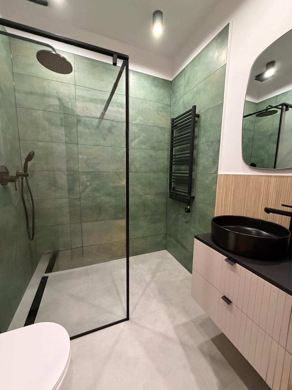 Shower, Bathroom, towels