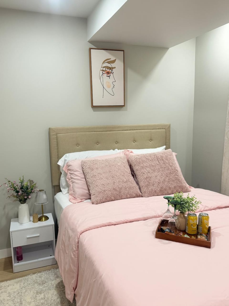 Casa Bel ! Luxury 2-Bedroom Retreat in Saskatoon Apartment in Saskatoon