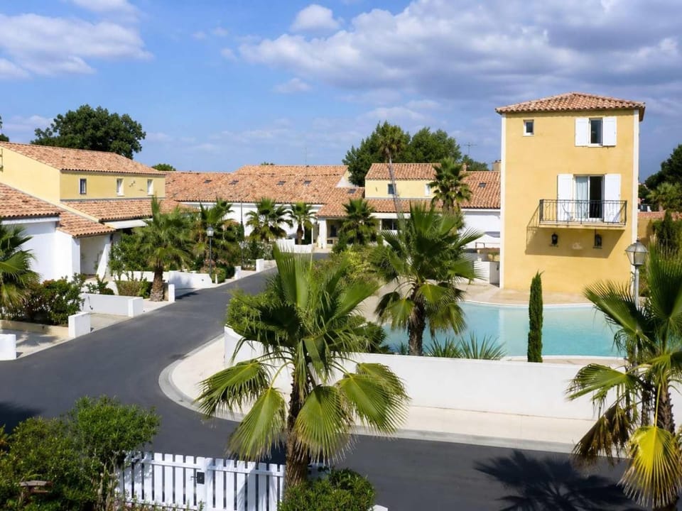 Clos Fontaine House with garden pool House in Occitanie