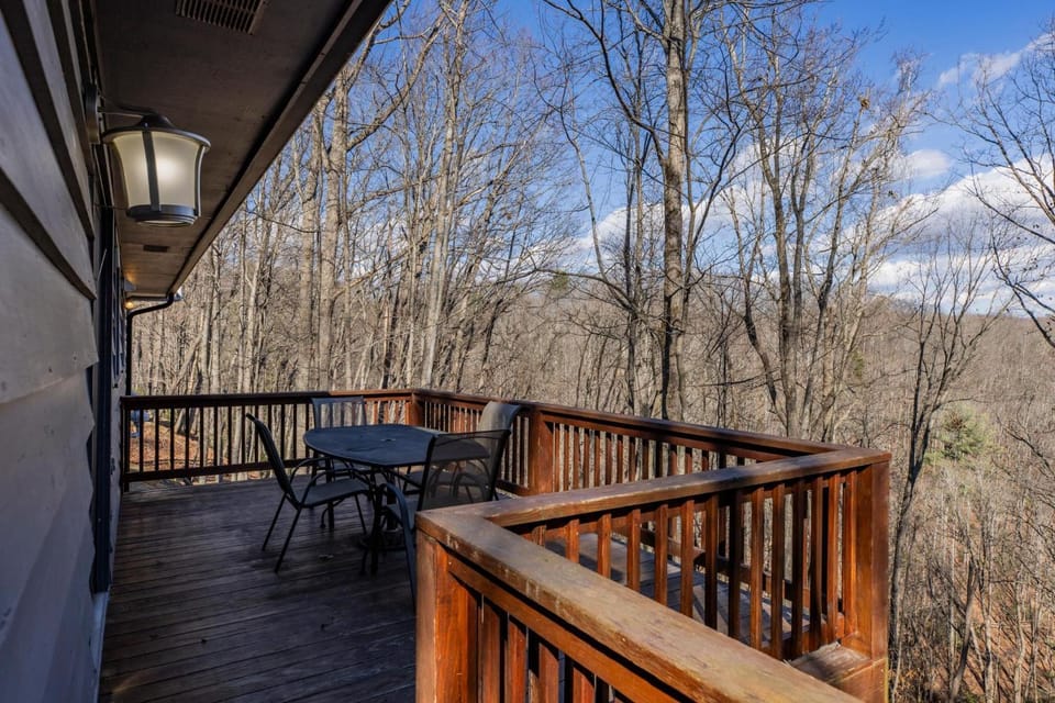 Hawk Ridge Haven - Powder Horn Mountain House in Watauga