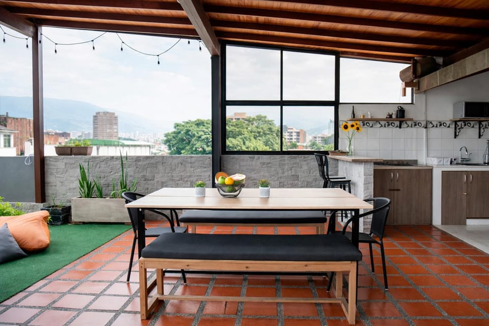 Balcony/Terrace, Dining area, Communal kitchen, Garden view