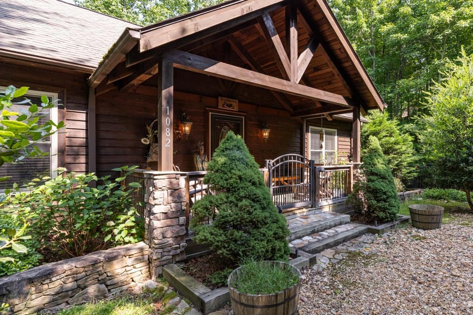 Mountain Daze - Powder Horn Mountain - Hot Tub House in Watauga